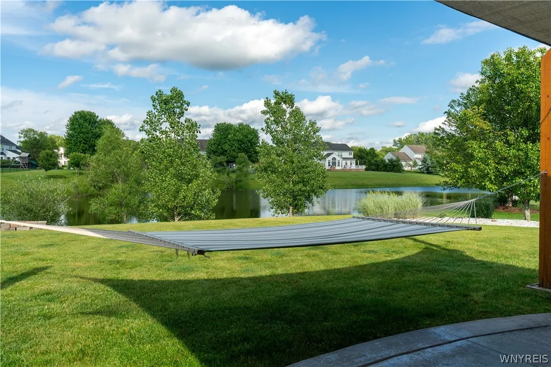 17 Graystone Lane, Orchard Park, New York 14127, Orchard Park, New York 14127, 4 Bedrooms Bedrooms, 12 Rooms Rooms,2 BathroomsBathrooms,Residential,For Sale,17 Graystone Lane, Orchard Park, New York 14127,0,B1691246