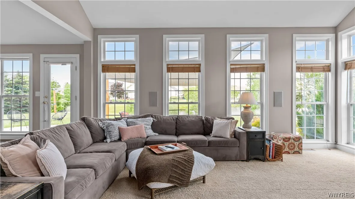 17 Graystone Lane, Orchard Park, New York 14127, Orchard Park, New York 14127, 4 Bedrooms Bedrooms, 12 Rooms Rooms,2 BathroomsBathrooms,Residential,For Sale,17 Graystone Lane, Orchard Park, New York 14127,0,B1691246