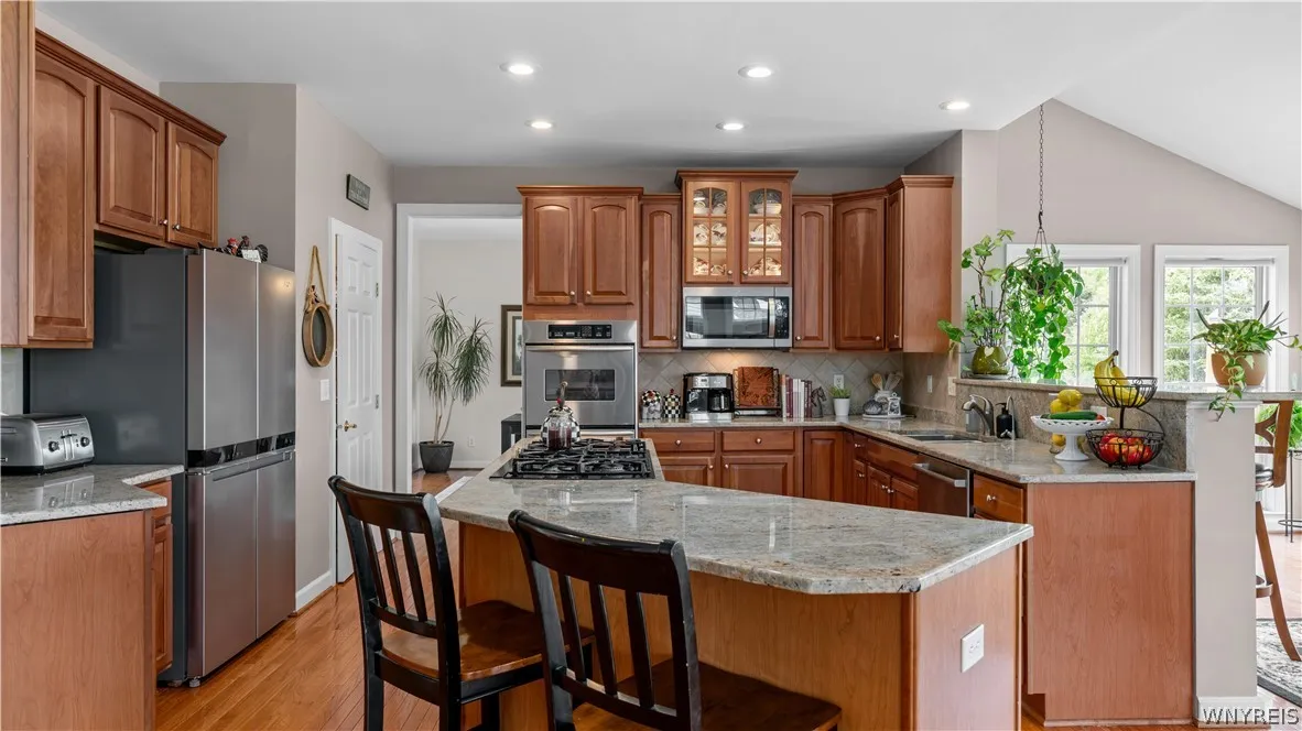 17 Graystone Lane, Orchard Park, New York 14127, Orchard Park, New York 14127, 4 Bedrooms Bedrooms, 12 Rooms Rooms,2 BathroomsBathrooms,Residential,For Sale,17 Graystone Lane, Orchard Park, New York 14127,0,B1691246