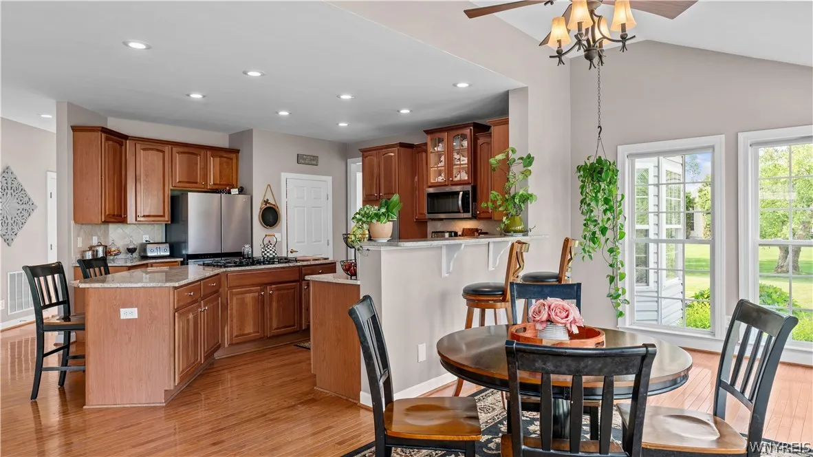 17 Graystone Lane, Orchard Park, New York 14127, Orchard Park, New York 14127, 4 Bedrooms Bedrooms, 12 Rooms Rooms,2 BathroomsBathrooms,Residential,For Sale,17 Graystone Lane, Orchard Park, New York 14127,0,B1691246