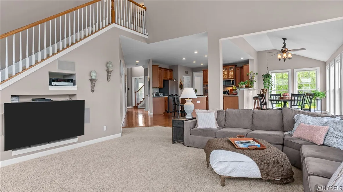 17 Graystone Lane, Orchard Park, New York 14127, Orchard Park, New York 14127, 4 Bedrooms Bedrooms, 12 Rooms Rooms,2 BathroomsBathrooms,Residential,For Sale,17 Graystone Lane, Orchard Park, New York 14127,0,B1691246