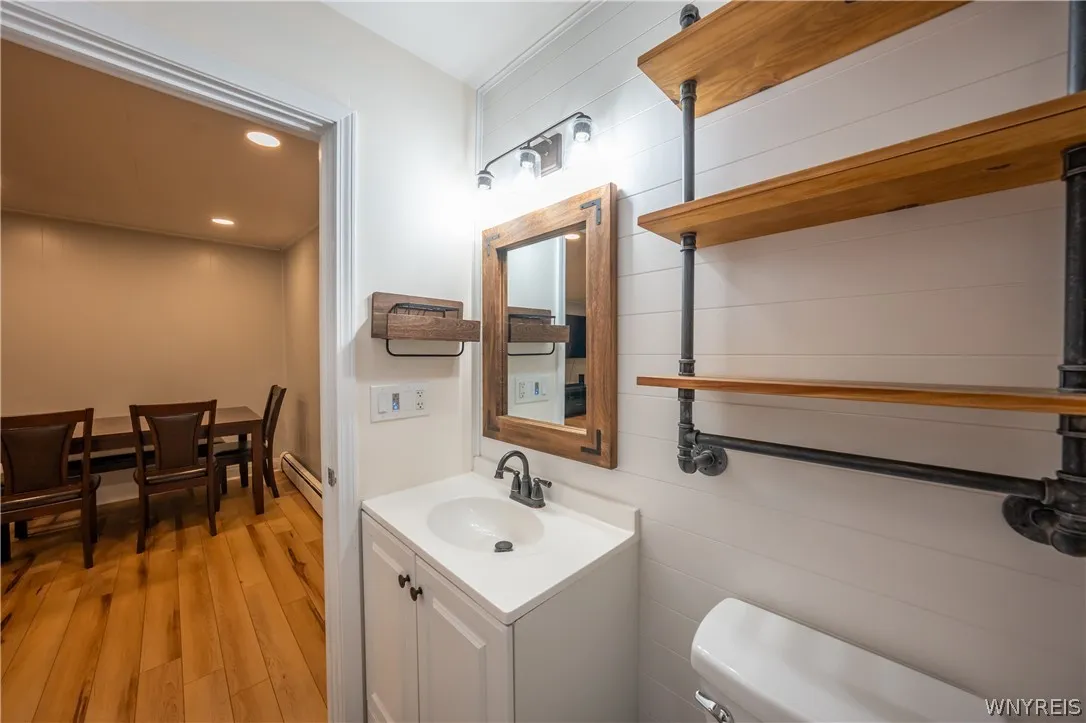 4470 Stratford, Hamburg, New York 14075, Hamburg, New York 14075, 2 Bedrooms Bedrooms, 8 Rooms Rooms,1 BathroomBathrooms,Residential,For Sale,4470 Stratford, Hamburg, New York 14075,0,B1689756
