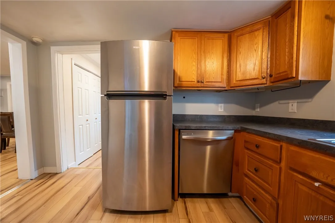 4470 Stratford, Hamburg, New York 14075, Hamburg, New York 14075, 2 Bedrooms Bedrooms, 8 Rooms Rooms,1 BathroomBathrooms,Residential,For Sale,4470 Stratford, Hamburg, New York 14075,0,B1689756