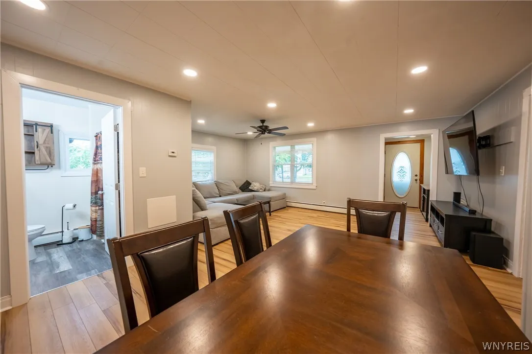 4470 Stratford, Hamburg, New York 14075, Hamburg, New York 14075, 2 Bedrooms Bedrooms, 8 Rooms Rooms,1 BathroomBathrooms,Residential,For Sale,4470 Stratford, Hamburg, New York 14075,0,B1689756