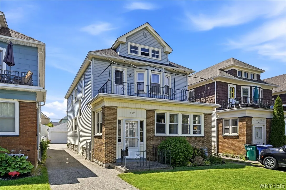 160 Lovering Avenue, Buffalo, New York 14216, Buffalo, New York 14216, 6 Bedroom Bedrooms, ,2 BathroomBathrooms,Residential,Closed,160 Lovering Avenue, Buffalo, New York 14216,0,B1691044