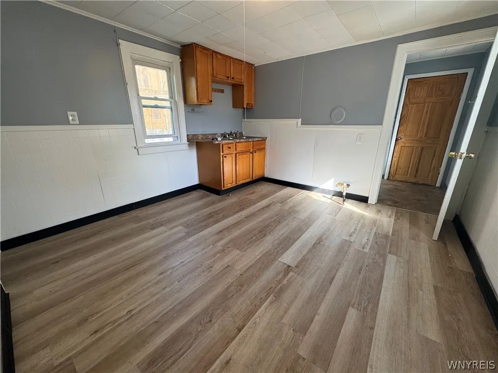 139 Weimar Street, Buffalo, New York 14206, Buffalo, New York 14206, 3 Bedrooms Bedrooms, 8 Rooms Rooms,1 BathroomBathrooms,Residential,For Sale,139 Weimar Street, Buffalo, New York 14206,0,B1691667