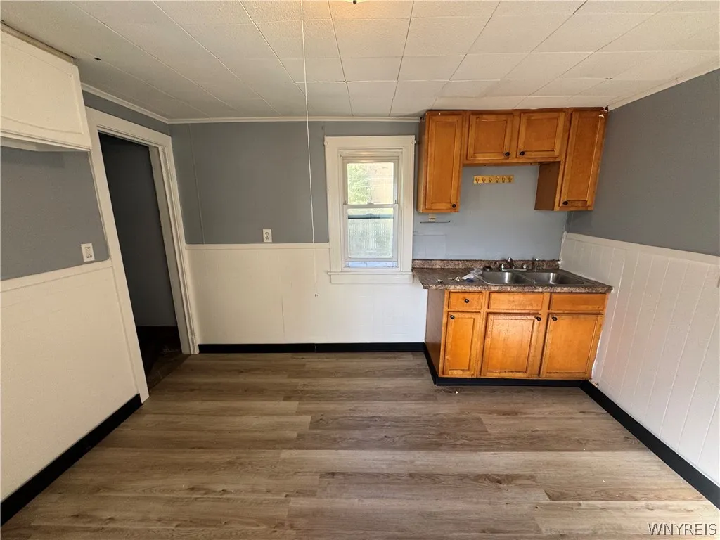 139 Weimar Street, Buffalo, New York 14206, Buffalo, New York 14206, 3 Bedrooms Bedrooms, 8 Rooms Rooms,1 BathroomBathrooms,Residential,For Sale,139 Weimar Street, Buffalo, New York 14206,0,B1691667