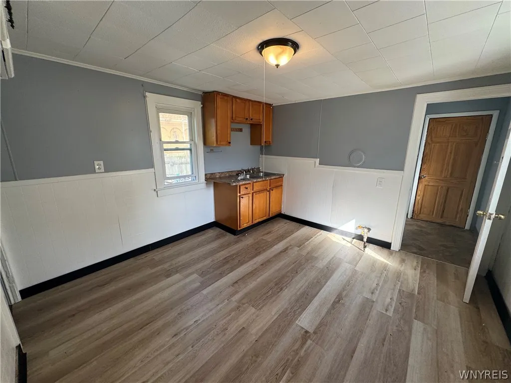 139 Weimar Street, Buffalo, New York 14206, Buffalo, New York 14206, 3 Bedrooms Bedrooms, 8 Rooms Rooms,1 BathroomBathrooms,Residential,For Sale,139 Weimar Street, Buffalo, New York 14206,0,B1691667