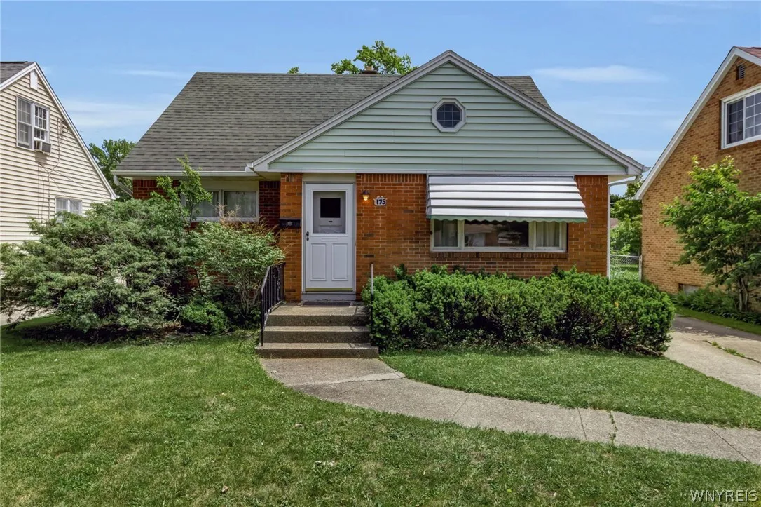 175 Margaret Road, Amherst, New York 14226, Amherst, New York 14226, 4 Bedroom Bedrooms, 8 Room Rooms,2 BathroomBathrooms,Residential,Closed,175 Margaret Road, Amherst, New York 14226,0,B1691289