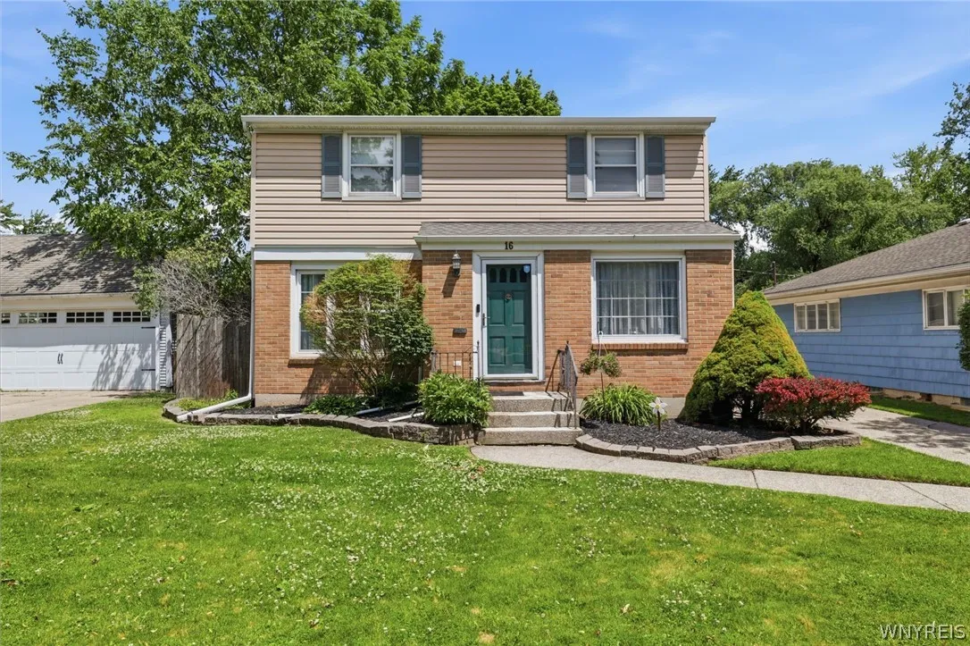 16 Paramount Parkway, Tonawanda, New York 14223, Tonawanda, New York 14223, 3 Bedrooms Bedrooms, 6 Rooms Rooms,1 BathroomBathrooms,Residential Lease,Closed,16 Paramount Parkway, Tonawanda, New York 14223,0,B1691287
