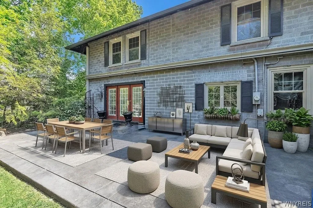 72 N Long St Street, Amherst, New York 14221, Amherst, New York 14221, 3 Bedrooms Bedrooms, ,3 BathroomsBathrooms,Residential,For Sale,72 N Long St Street, Amherst, New York 14221,0,B1691998