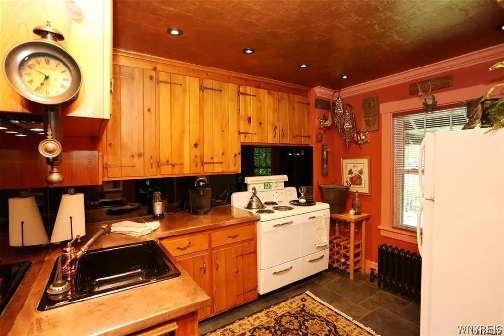 72 N Long St Street, Amherst, New York 14221, Amherst, New York 14221, 3 Bedrooms Bedrooms, ,3 BathroomsBathrooms,Residential,For Sale,72 N Long St Street, Amherst, New York 14221,0,B1691998