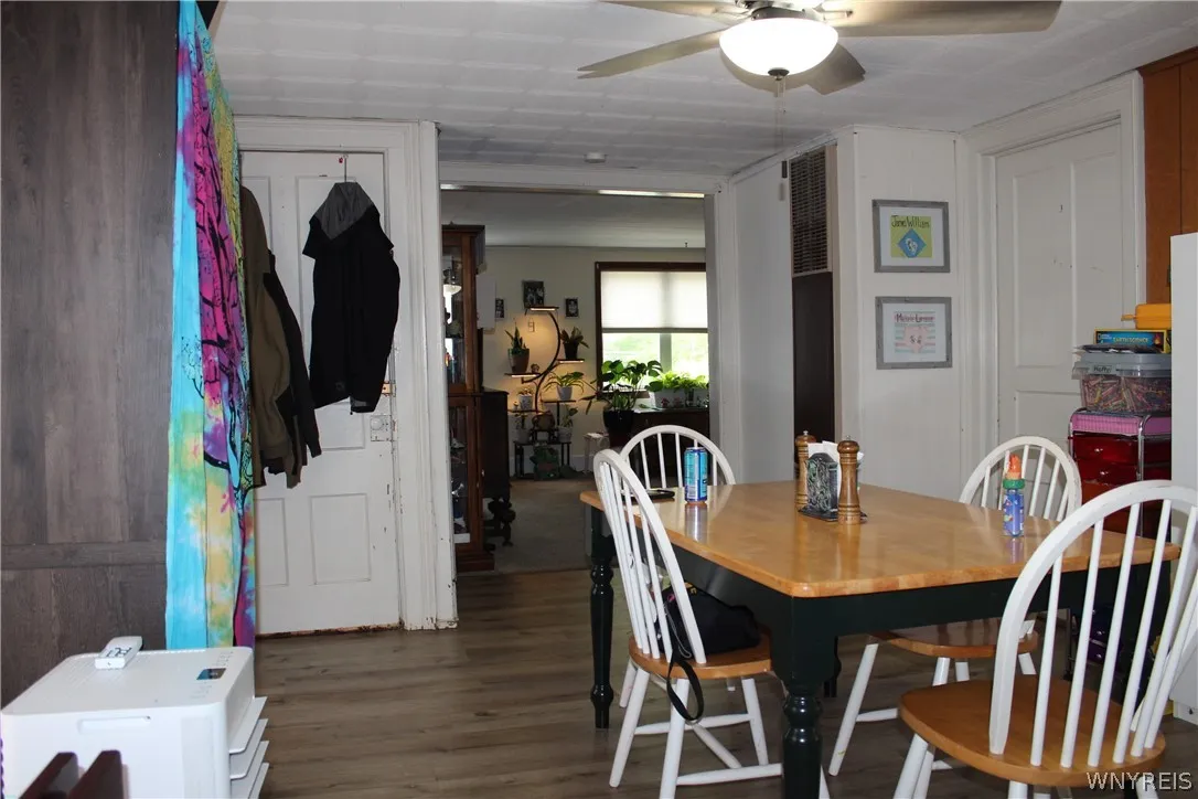 326 Niagara Street, North Tonawanda, New York 1412, North Tonawanda, New York 14120, 6 Bedrooms Bedrooms, ,2 BathroomsBathrooms,Residential,For Sale,326 Niagara Street, North Tonawanda, New York 1412,0,B1691943