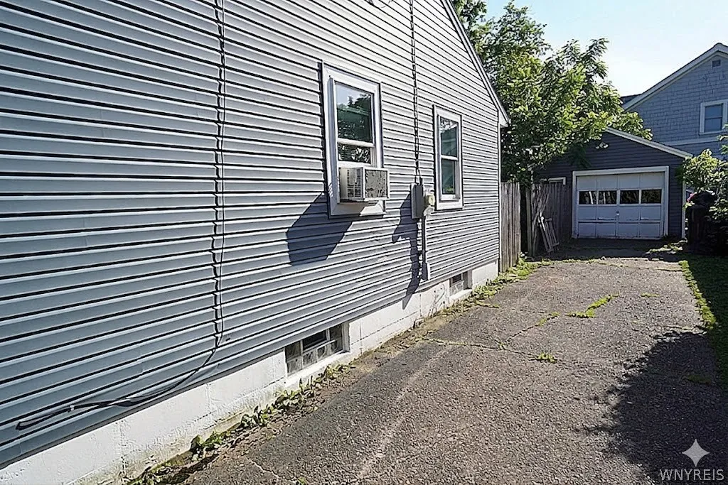 544 Payne Avenue, North Tonawanda, New York 14120, North Tonawanda, New York 14120, 2 Bedrooms Bedrooms, 5 Rooms Rooms,2 BathroomsBathrooms,Residential,For Sale,544 Payne Avenue, North Tonawanda, New York 14120,0,B1691610