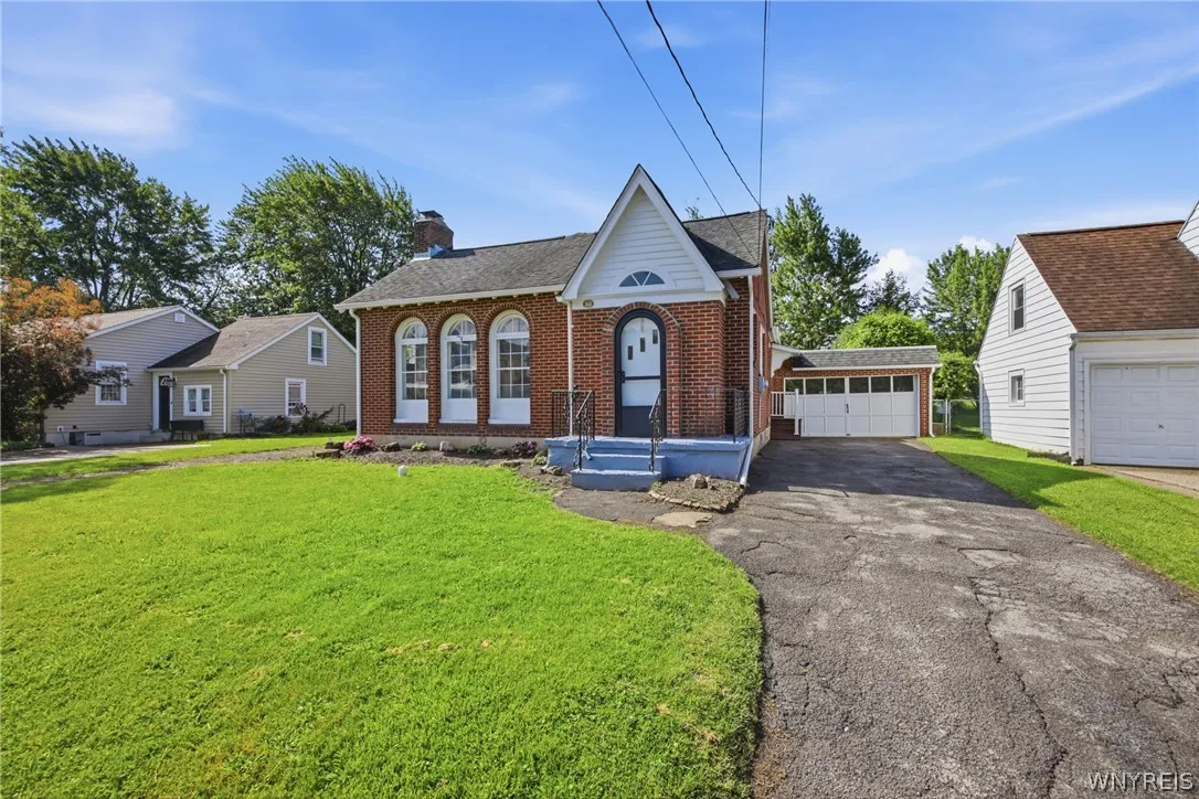 80 Linwood Avenue, Tonawanda, New York 14150, Tonawanda, New York 14150, 3 Bedrooms Bedrooms, 6 Rooms Rooms,1 BathroomBathrooms,Residential,For Sale,80 Linwood Avenue, Tonawanda, New York 14150,0,B1690817