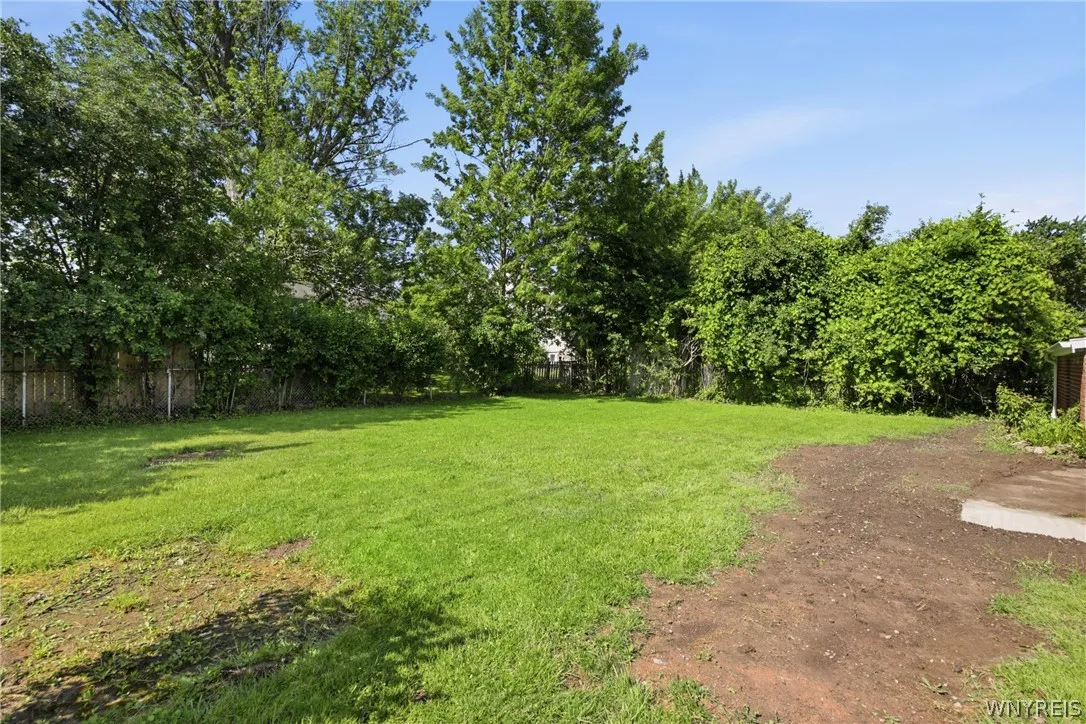 80 Linwood Avenue, Tonawanda, New York 14150, Tonawanda, New York 14150, 3 Bedrooms Bedrooms, 6 Rooms Rooms,1 BathroomBathrooms,Residential,For Sale,80 Linwood Avenue, Tonawanda, New York 14150,0,B1690817