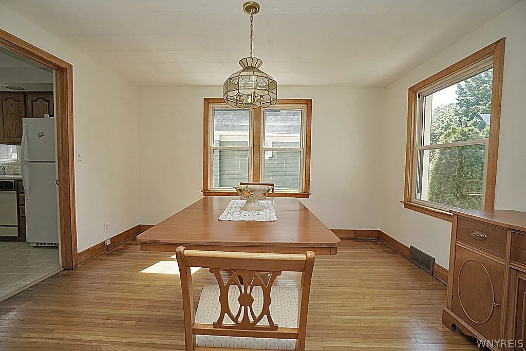 40 Kenton Road, Tonawanda, New York 14217, Tonawanda, New York 14217, 3 Bedrooms Bedrooms, 8 Rooms Rooms,1 BathroomBathrooms,Residential,For Sale,40 Kenton Road, Tonawanda, New York 14217,0,B1692242