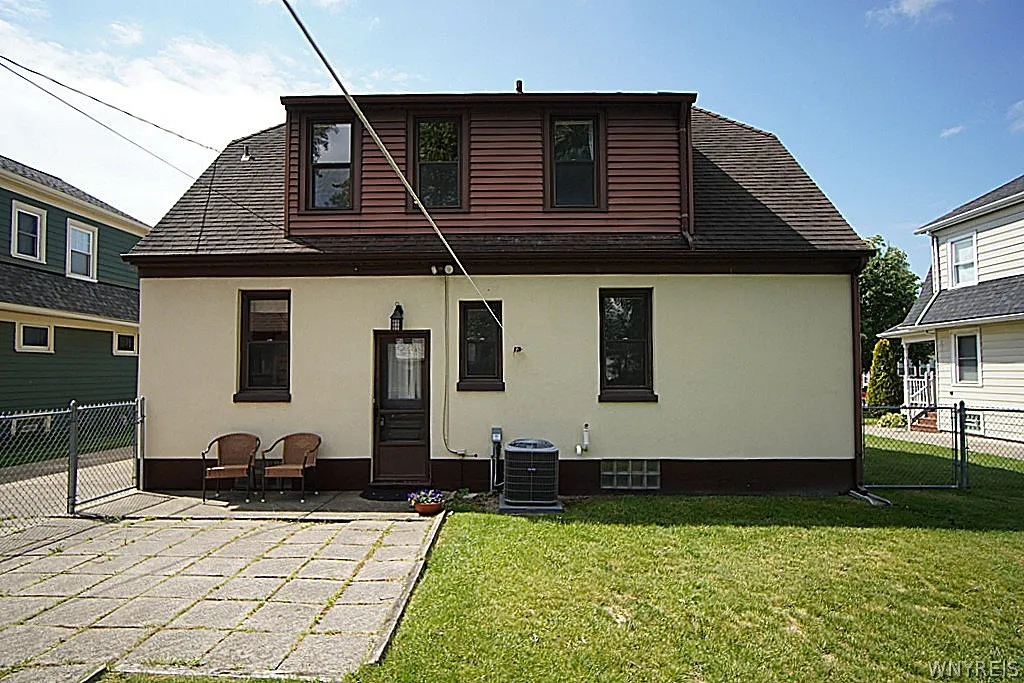 40 Kenton Road, Tonawanda, New York 14217, Tonawanda, New York 14217, 3 Bedrooms Bedrooms, 8 Rooms Rooms,1 BathroomBathrooms,Residential,For Sale,40 Kenton Road, Tonawanda, New York 14217,0,B1692242