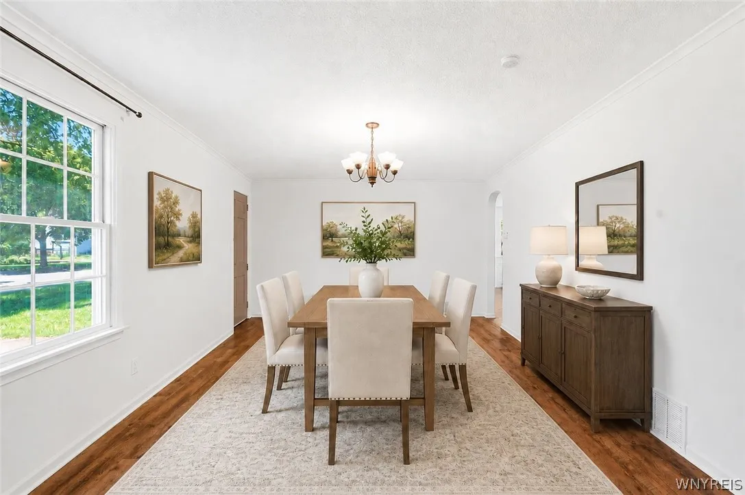 180 Royal Parkway West, Amherst, New York 14221, Amherst, New York 14221, 6 Bedrooms Bedrooms, 12 Rooms Rooms,3 BathroomsBathrooms,Residential,For Sale,180 Royal Parkway West, Amherst, New York 14221,0,B1689572