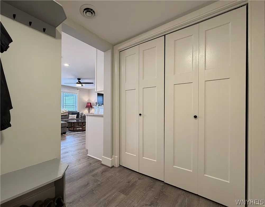 10975 Main Street, Clarence, New York 14031, Clarence, New York 14031, 3 Bedrooms Bedrooms, 7 Rooms Rooms,2 BathroomsBathrooms,Residential Lease,For Rent,10975 Main Street, Clarence, New York 14031,0,B1691925