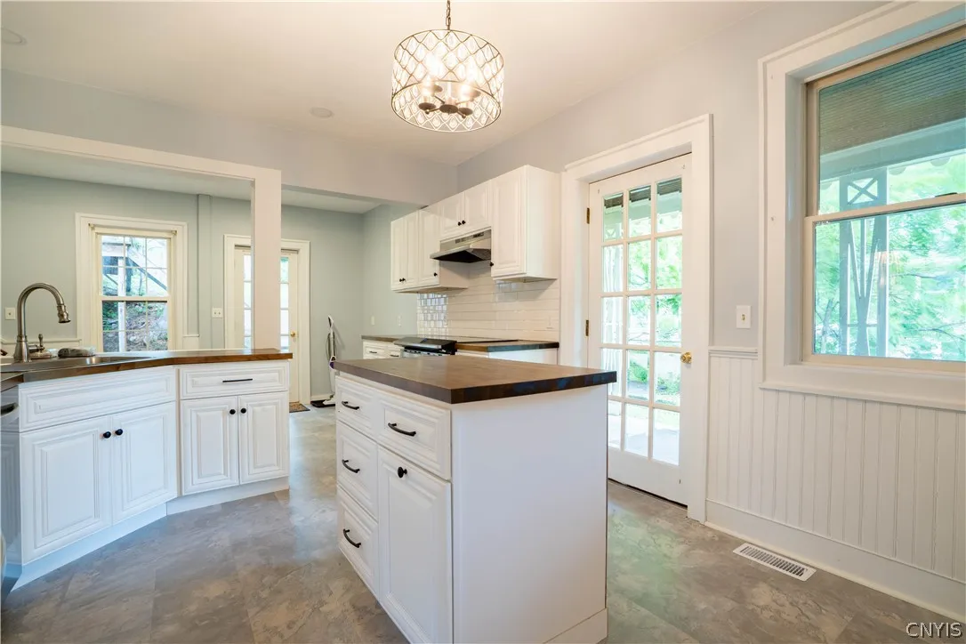 18 Burwell Street, Little Falls City, New York 133, Little Falls City, New York 13365, 4 Bedroom Bedrooms, 10 Room Rooms,1 BathroomBathrooms,Residential,For Sale,18 Burwell Street, Little Falls City, New York 133,0,S1692431