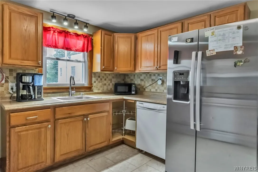5974 Dover Road, Hamburg, New York 14085, Hamburg, New York 14085, 5 Bedrooms Bedrooms, ,3 BathroomsBathrooms,Residential,For Sale,5974 Dover Road, Hamburg, New York 14085,0,B1692286
