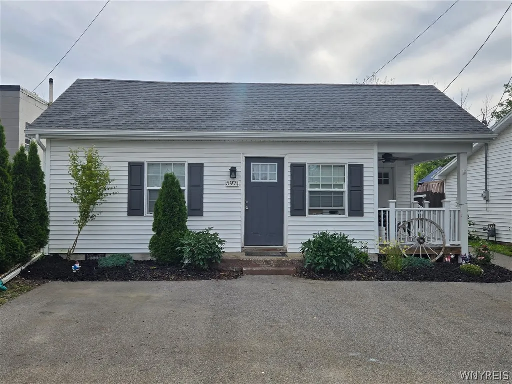5974 Dover Road, Hamburg, New York 14085, Hamburg, New York 14085, 5 Bedrooms Bedrooms, ,3 BathroomsBathrooms,Residential,For Sale,5974 Dover Road, Hamburg, New York 14085,0,B1692286