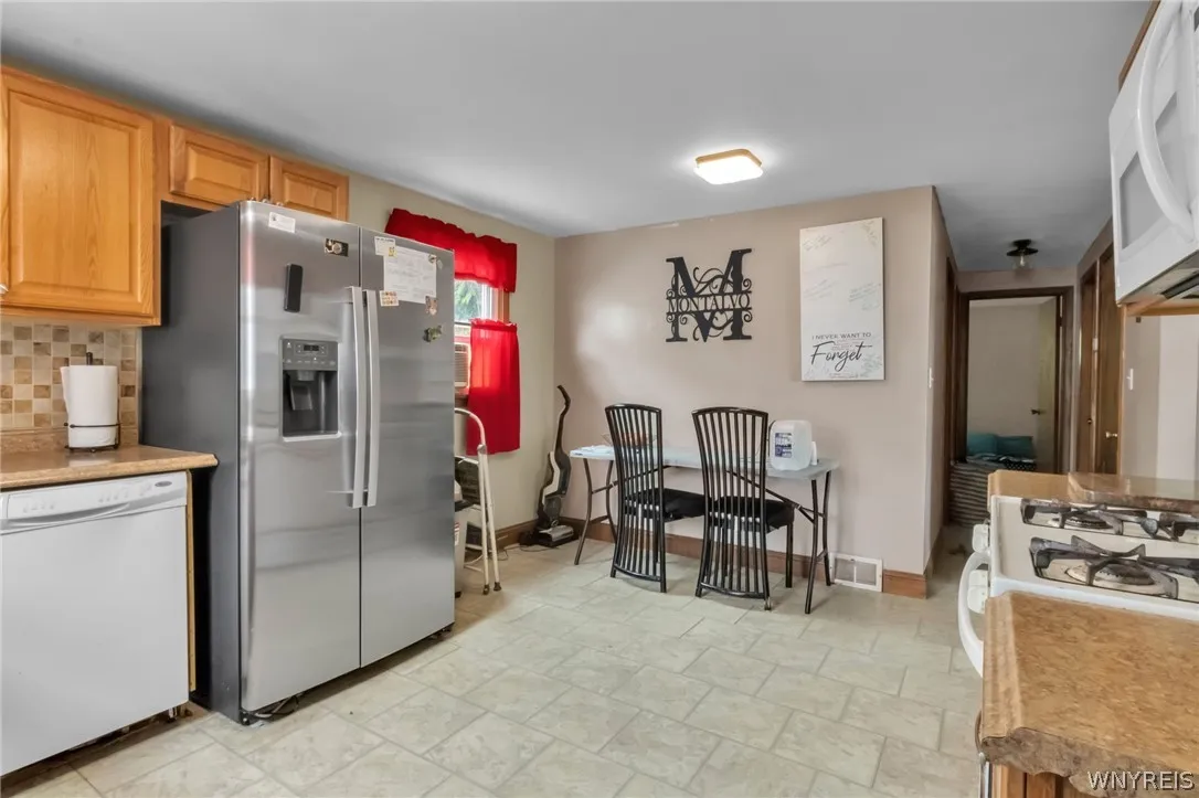 5974 Dover Road, Hamburg, New York 14085, Hamburg, New York 14085, 5 Bedrooms Bedrooms, ,3 BathroomsBathrooms,Residential,For Sale,5974 Dover Road, Hamburg, New York 14085,0,B1692286