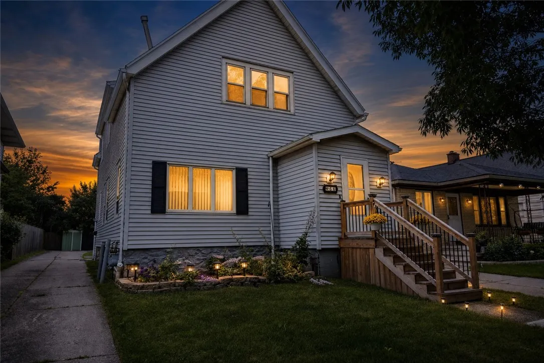 66 Grandview Ave, Tonawanda, New York 14223, Tonawanda, New York 14223, 4 Bedrooms Bedrooms, ,2 BathroomsBathrooms,Residential,For Sale,66 Grandview Ave, Tonawanda, New York 14223,0,R1690955