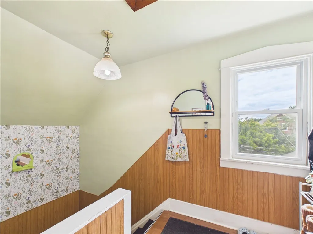 66 Grandview Ave, Tonawanda, New York 14223, Tonawanda, New York 14223, 4 Bedrooms Bedrooms, ,2 BathroomsBathrooms,Residential,For Sale,66 Grandview Ave, Tonawanda, New York 14223,0,R1690955