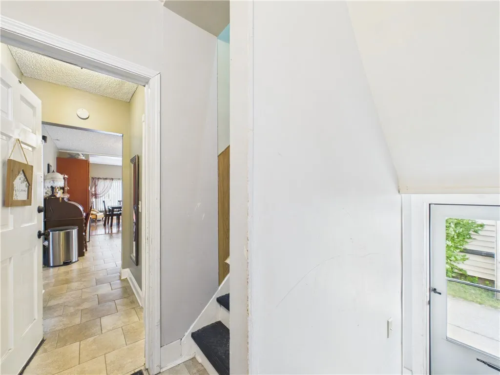Lower Apartment