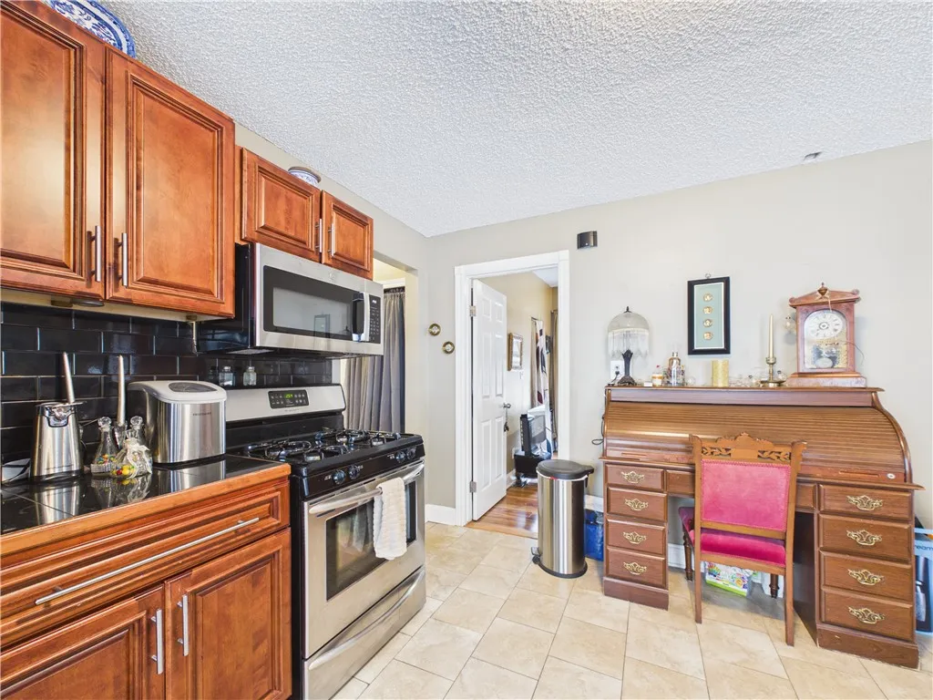 Lower Apartment