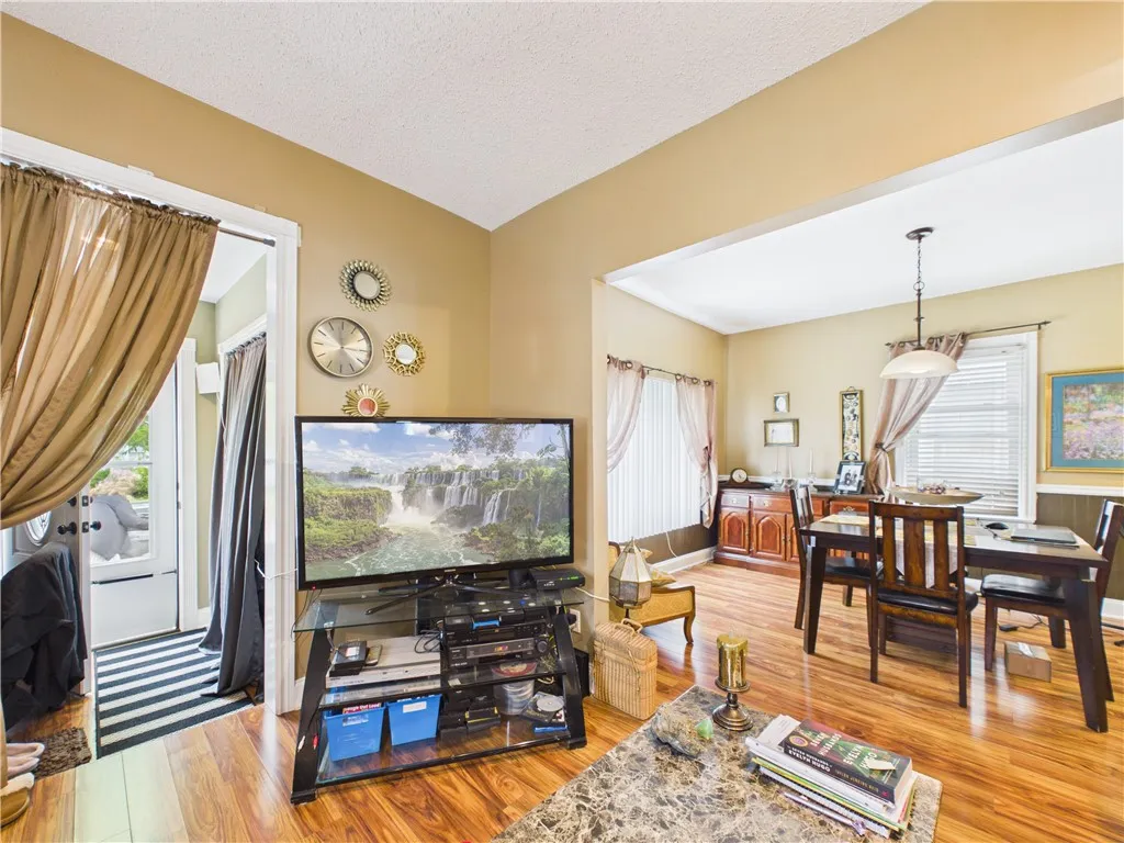 Lower Apartment