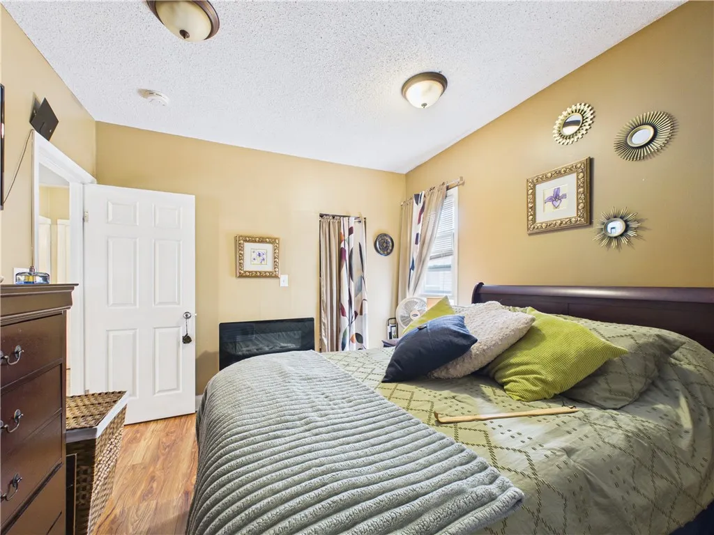 Lower Apartment