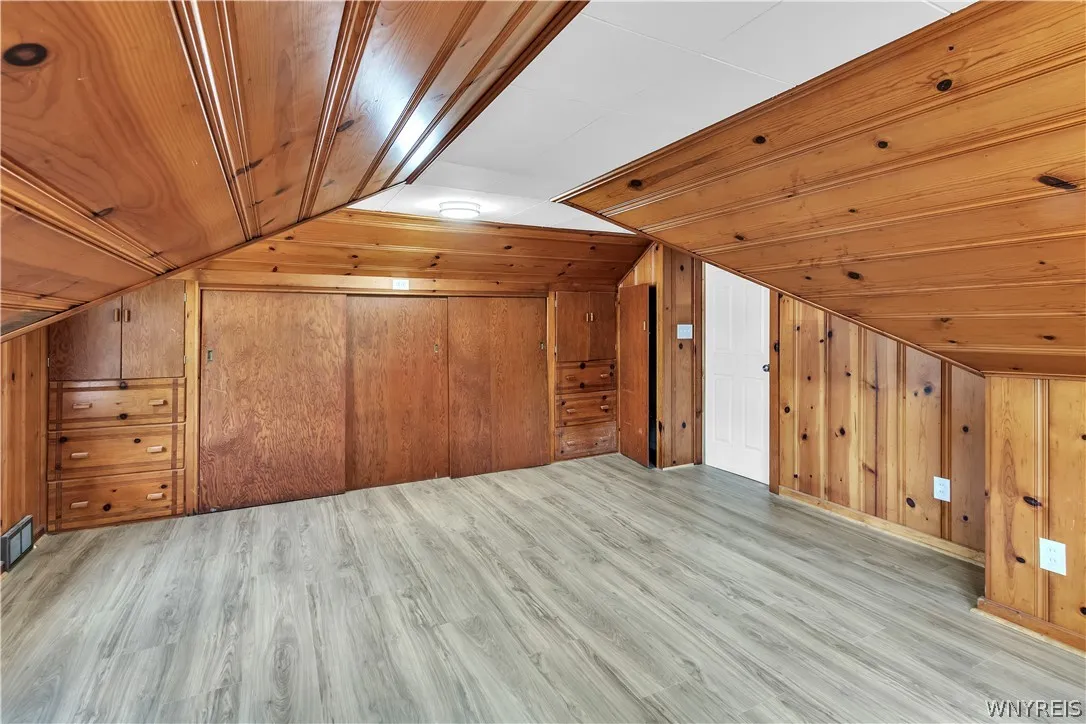 245 N Ellicott St, Amherst, New York 14221, Amherst, New York 14221, 3 Bedrooms Bedrooms, 7 Rooms Rooms,2 BathroomsBathrooms,Residential,For Sale,245 N Ellicott St, Amherst, New York 14221,0,B1692608