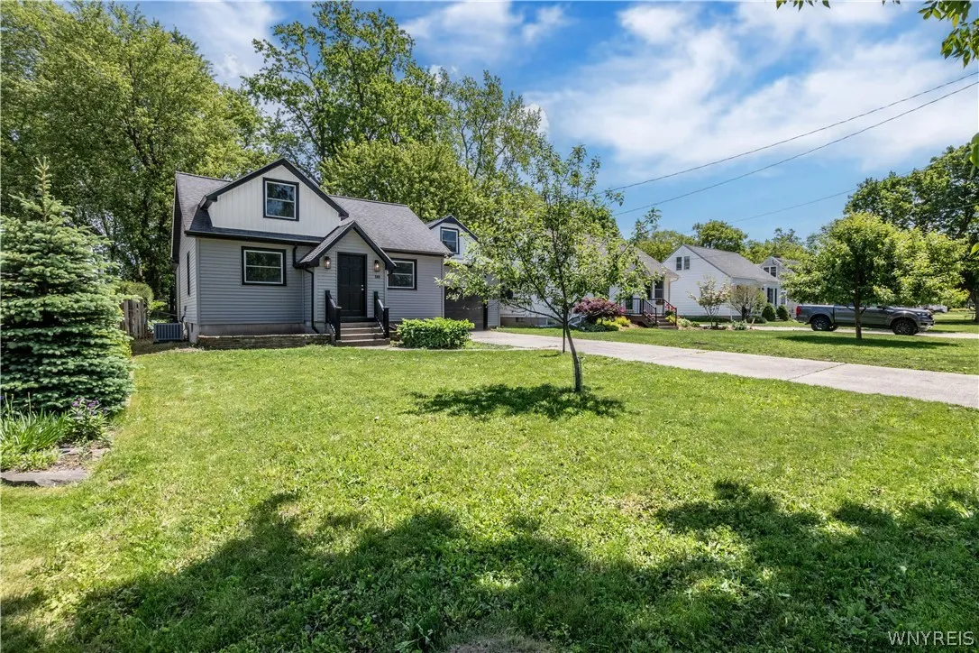 245 N Ellicott St, Amherst, New York 14221, Amherst, New York 14221, 3 Bedrooms Bedrooms, 7 Rooms Rooms,2 BathroomsBathrooms,Residential,For Sale,245 N Ellicott St, Amherst, New York 14221,0,B1692608
