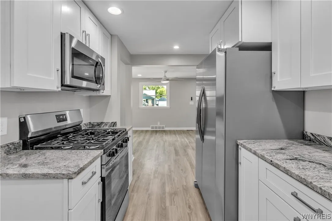 245 N Ellicott St, Amherst, New York 14221, Amherst, New York 14221, 3 Bedrooms Bedrooms, 7 Rooms Rooms,2 BathroomsBathrooms,Residential,For Sale,245 N Ellicott St, Amherst, New York 14221,0,B1692608