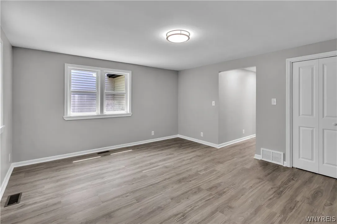 245 N Ellicott St, Amherst, New York 14221, Amherst, New York 14221, 3 Bedrooms Bedrooms, 7 Rooms Rooms,2 BathroomsBathrooms,Residential,For Sale,245 N Ellicott St, Amherst, New York 14221,0,B1692608