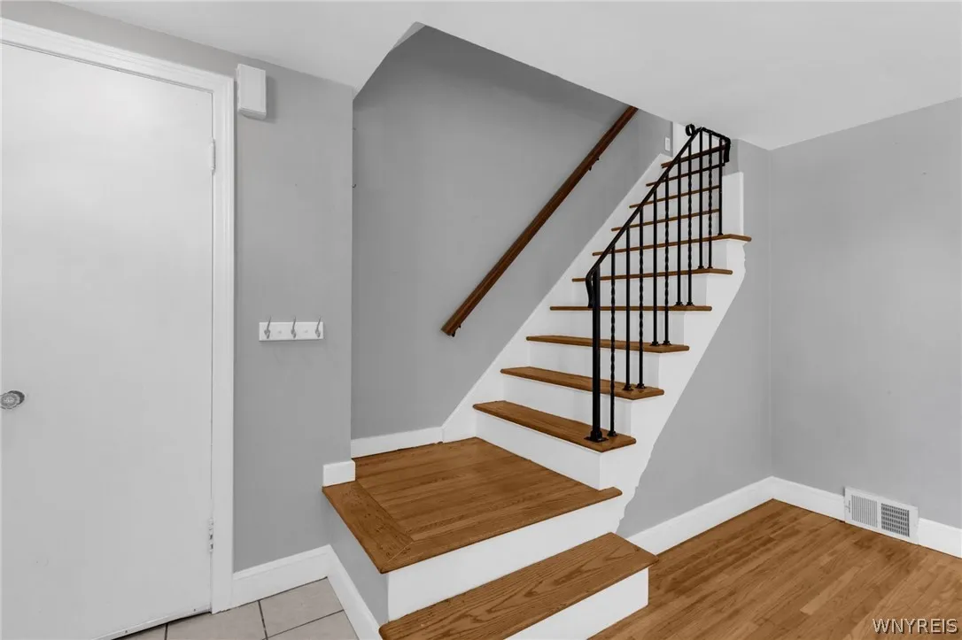 169 Ridgewood Drive, Amherst, New York 14226, Amherst, New York 14226, 3 Bedrooms Bedrooms, 6 Rooms Rooms,1 BathroomBathrooms,Residential,For Sale,169 Ridgewood Drive, Amherst, New York 14226,0,B1692677