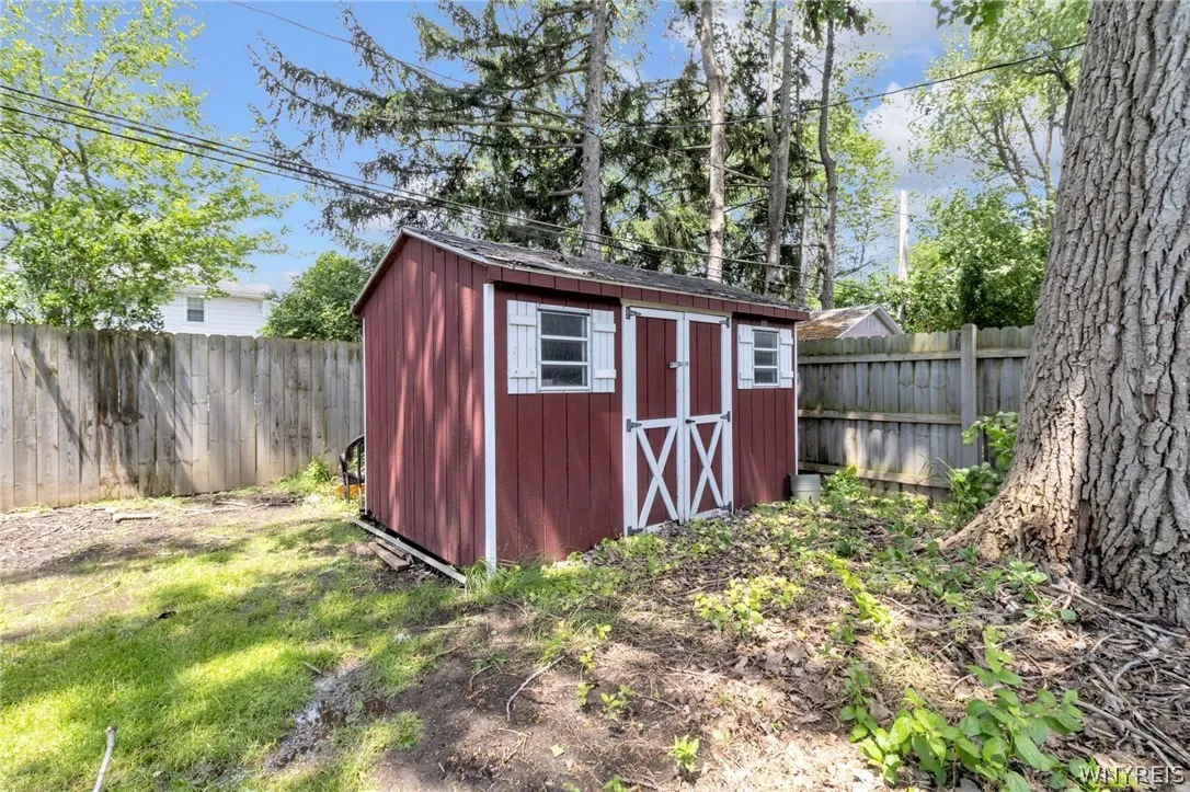 169 Ridgewood Drive, Amherst, New York 14226, Amherst, New York 14226, 3 Bedrooms Bedrooms, 6 Rooms Rooms,1 BathroomBathrooms,Residential,For Sale,169 Ridgewood Drive, Amherst, New York 14226,0,B1692677