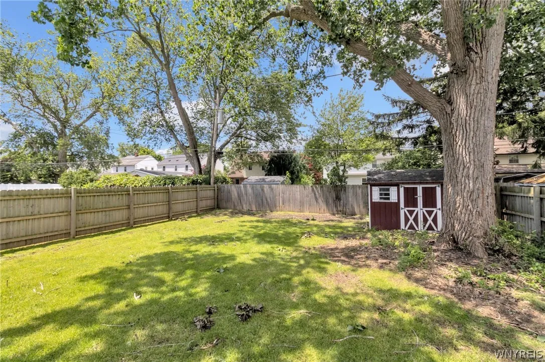 169 Ridgewood Drive, Amherst, New York 14226, Amherst, New York 14226, 3 Bedrooms Bedrooms, 6 Rooms Rooms,1 BathroomBathrooms,Residential,For Sale,169 Ridgewood Drive, Amherst, New York 14226,0,B1692677