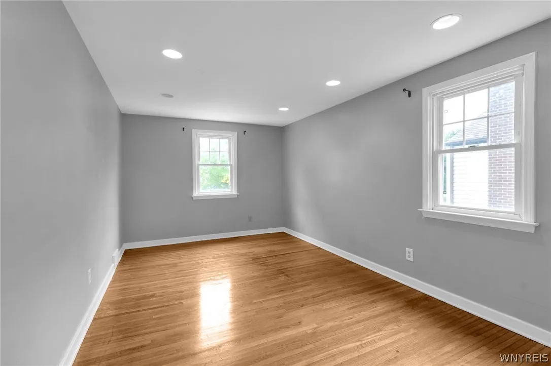 169 Ridgewood Drive, Amherst, New York 14226, Amherst, New York 14226, 3 Bedrooms Bedrooms, 6 Rooms Rooms,1 BathroomBathrooms,Residential,For Sale,169 Ridgewood Drive, Amherst, New York 14226,0,B1692677