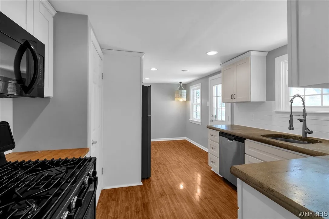 169 Ridgewood Drive, Amherst, New York 14226, Amherst, New York 14226, 3 Bedrooms Bedrooms, 6 Rooms Rooms,1 BathroomBathrooms,Residential,For Sale,169 Ridgewood Drive, Amherst, New York 14226,0,B1692677