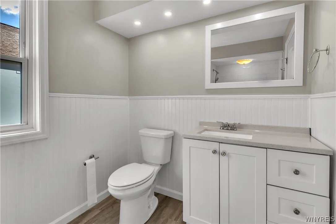 2nd Flr Bathroom