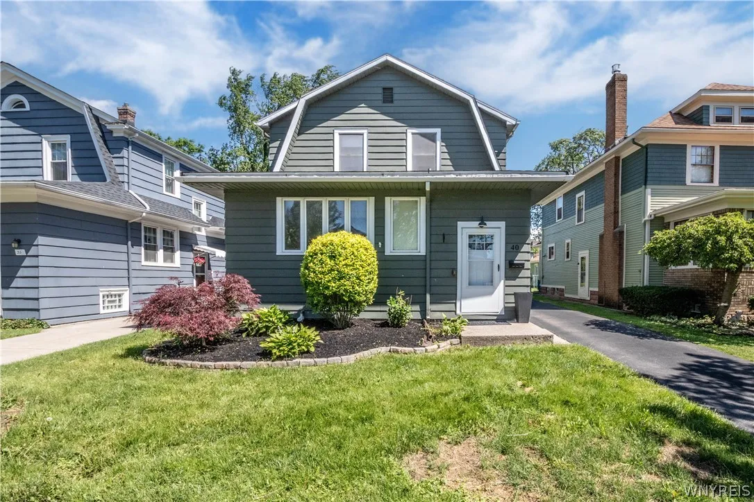 40 Mckinley Avenue, Tonawanda, New York 14217, Tonawanda, New York 14217, 3 Bedrooms Bedrooms, 8 Rooms Rooms,2 BathroomsBathrooms,Residential,For Sale,40 Mckinley Avenue, Tonawanda, New York 14217,0,B1692188 40 Mckinley Avenue, Tonawanda, New York 14217, Tonawanda, New York 14217, 3 Bedrooms Bedrooms, 8 Rooms Rooms,2 BathroomsBathrooms,Residential,For Sale,40 Mckinley Avenue, Tonawanda, New York 14217,0,B1692188