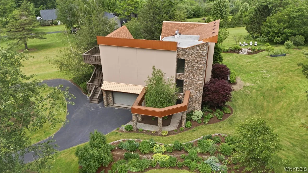 6985 Chestnut Ridge Road, Orchard Park, New York 1, Orchard Park, New York 14127, 4 Bedrooms Bedrooms, 12 Rooms Rooms,2 BathroomsBathrooms,Residential,For Sale,6985 Chestnut Ridge Road, Orchard Park, New York 1,0,B1690510
