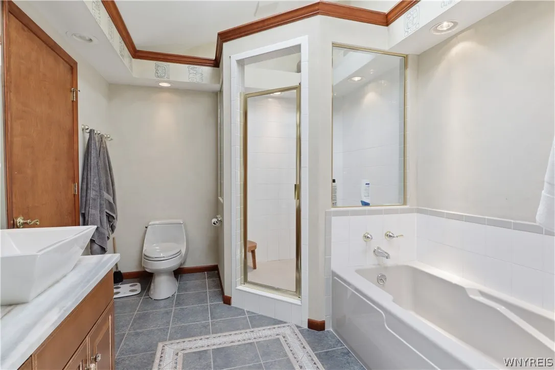 6985 Chestnut Ridge Road, Orchard Park, New York 1, Orchard Park, New York 14127, 4 Bedrooms Bedrooms, 12 Rooms Rooms,2 BathroomsBathrooms,Residential,For Sale,6985 Chestnut Ridge Road, Orchard Park, New York 1,0,B1690510