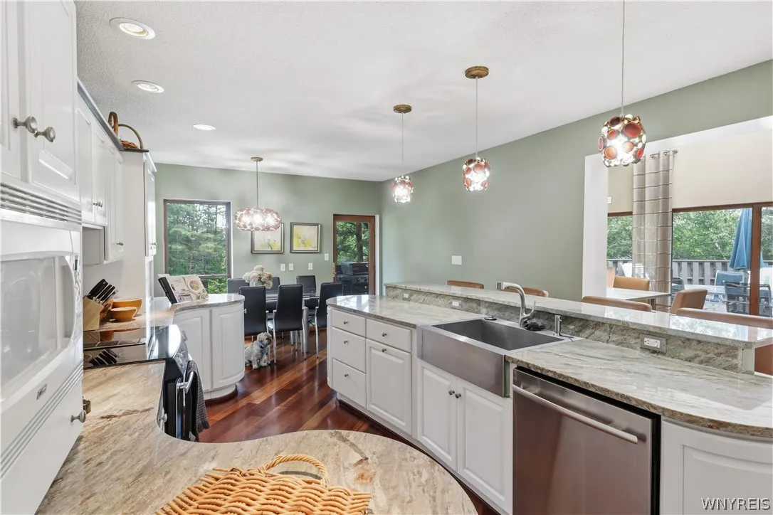 6985 Chestnut Ridge Road, Orchard Park, New York 1, Orchard Park, New York 14127, 4 Bedrooms Bedrooms, 12 Rooms Rooms,2 BathroomsBathrooms,Residential,For Sale,6985 Chestnut Ridge Road, Orchard Park, New York 1,0,B1690510