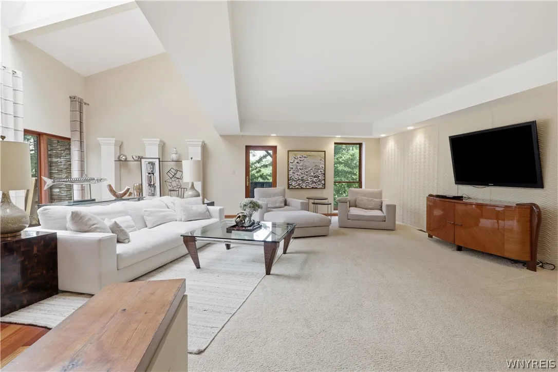 6985 Chestnut Ridge Road, Orchard Park, New York 1, Orchard Park, New York 14127, 4 Bedrooms Bedrooms, 12 Rooms Rooms,2 BathroomsBathrooms,Residential,For Sale,6985 Chestnut Ridge Road, Orchard Park, New York 1,0,B1690510