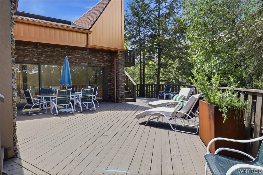 6985 Chestnut Ridge Road, Orchard Park, New York 1, Orchard Park, New York 14127, 4 Bedrooms Bedrooms, 12 Rooms Rooms,2 BathroomsBathrooms,Residential,For Sale,6985 Chestnut Ridge Road, Orchard Park, New York 1,0,B1690510
